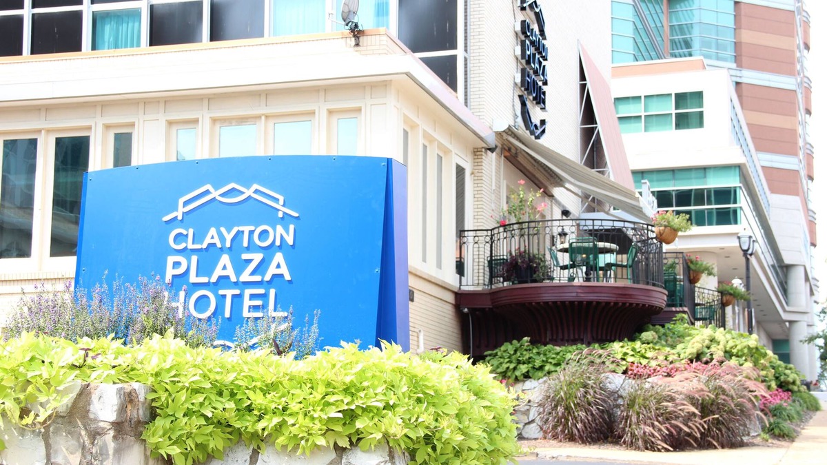 Downtown Hotel | Clayton Plaza Hotel & Extended Stay