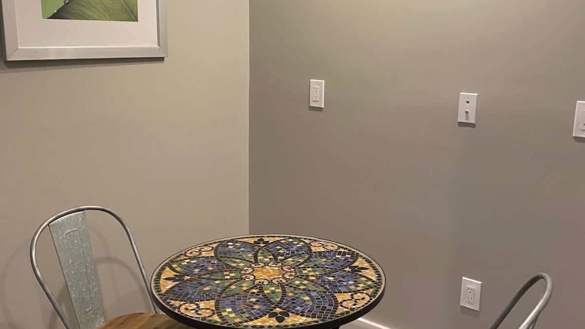 Hough Apartment | Cle Suites 3BR/2BA | 5 min Walk to Cle Clinic #2