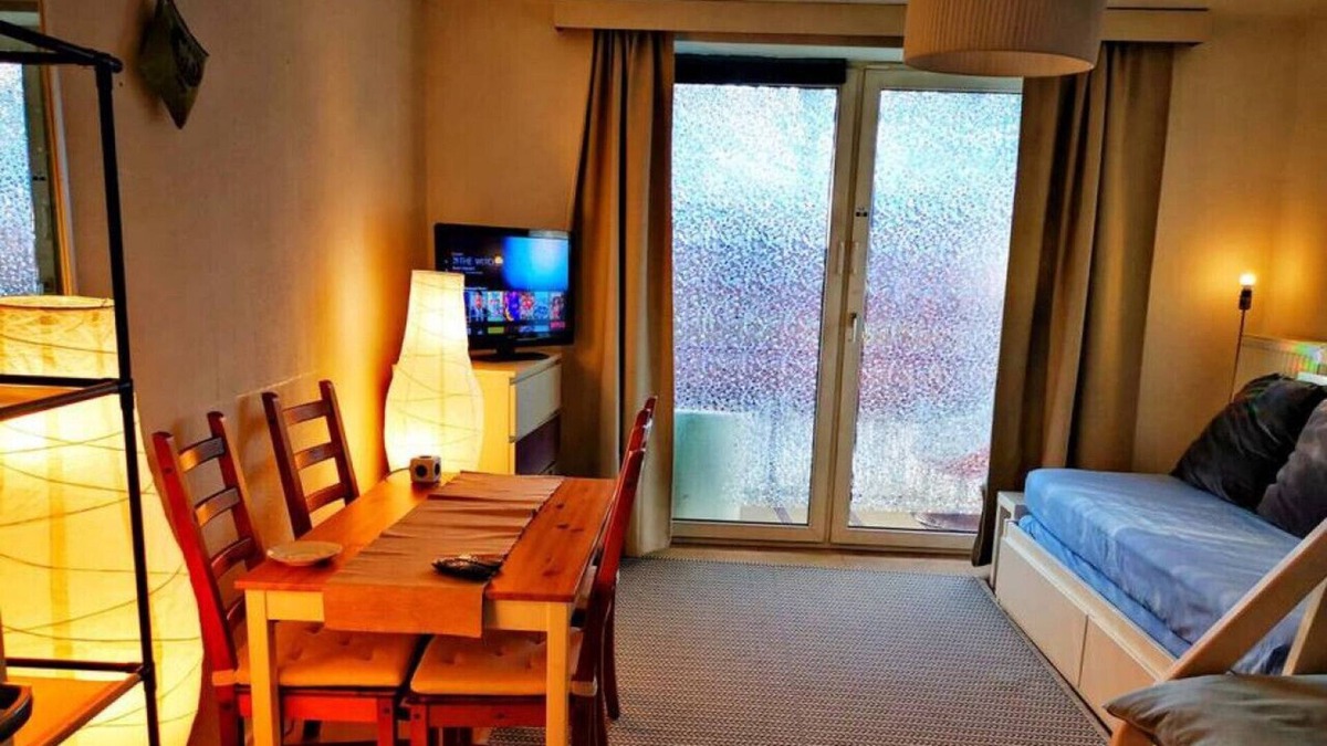 Barmbek-Sued Apartment | Clean 3 Room City Apartment+Balcony+free Wifi