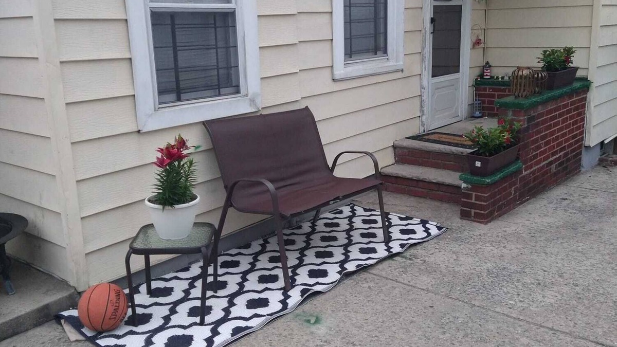 Queens House | Clean and comfortable entirely apartment near JFK, Family oriented.