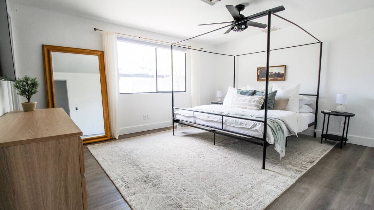 Mesa Grande House | Clean and newly remodeled + fun backyard! Close to Everything!