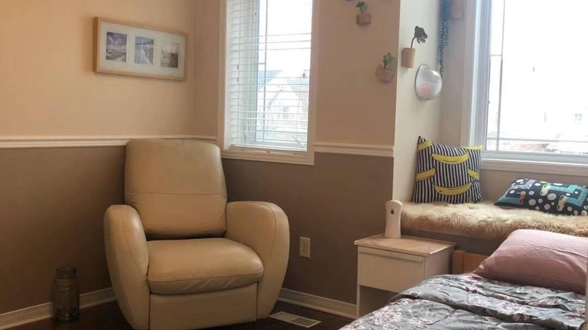London House | Clean and quiet house near Costco shopping mall