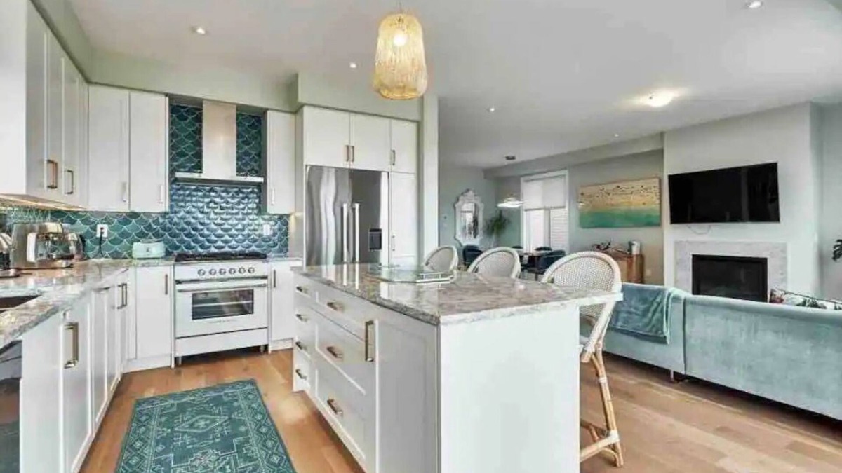 Whitby House | Clean & bright + Close 2 spa/parks & GREAT for kids