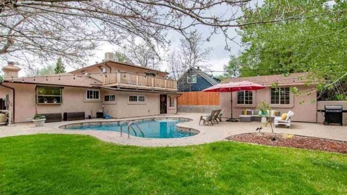 West University House | Clean, Charismatic, Relaxing and Simple Home in Reno, Reviews speak for it!
