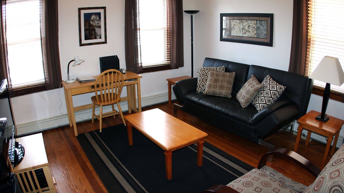 Raritan Apartment | Clean, Comfortable and Convenient 1BR Apartment Rental