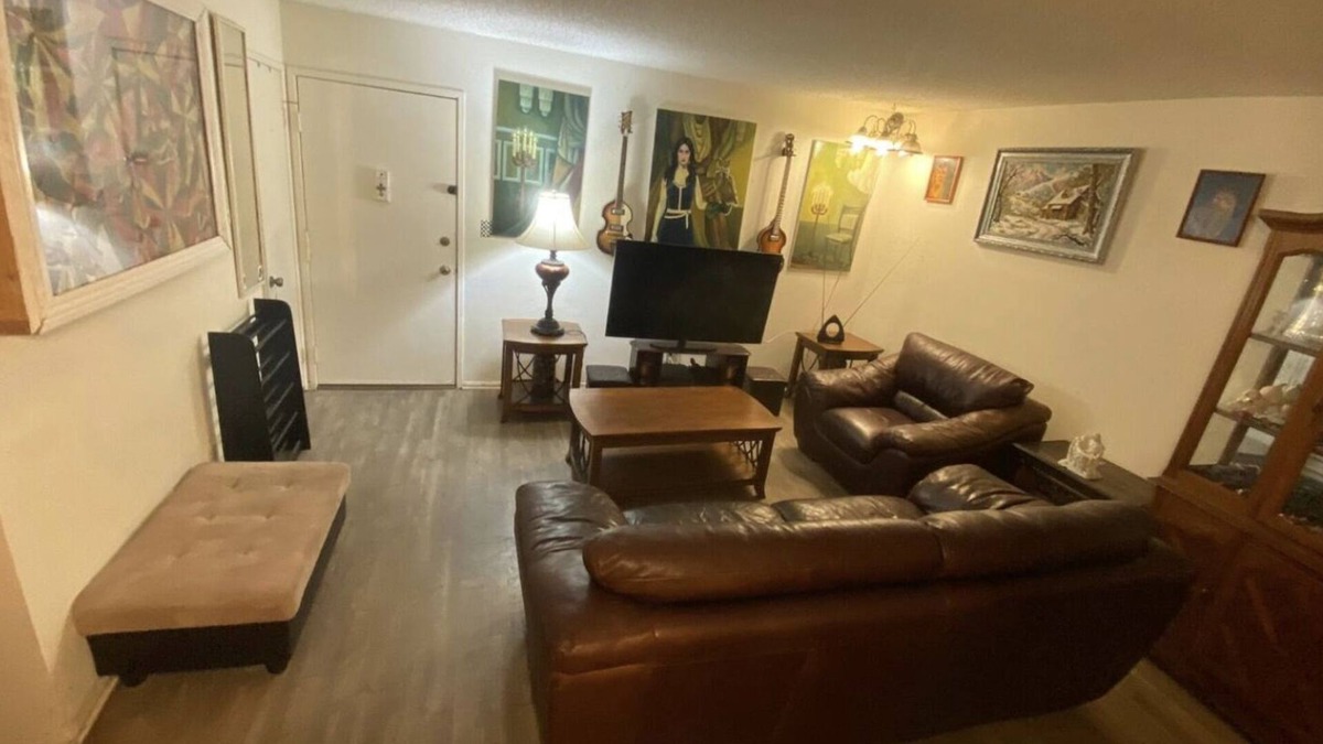 North Hills West Apartment | Clean, Comfortable, Cozy, Quiet and Convenient Apartment