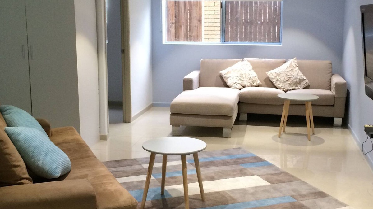 Ashmore Apartment | Clean, Comfortable, Convenient & Central