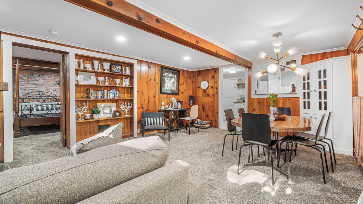Fort Grounds Apartment | Clean, comfortable, spacious Fort Grounds apartment: great location!
