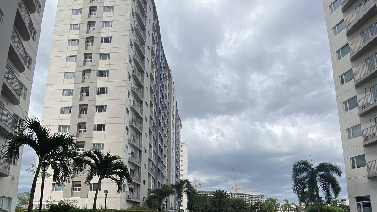 Las Pinas Condo | Clean Condo, Stunning Sunrise and Sunset View at SMDC South Residences