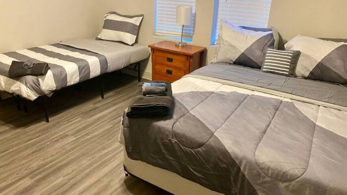 Heart of Lubbock House | Clean & Cozy 3 Bedroom/2 Bathroom Brick house Near TTU & UMC