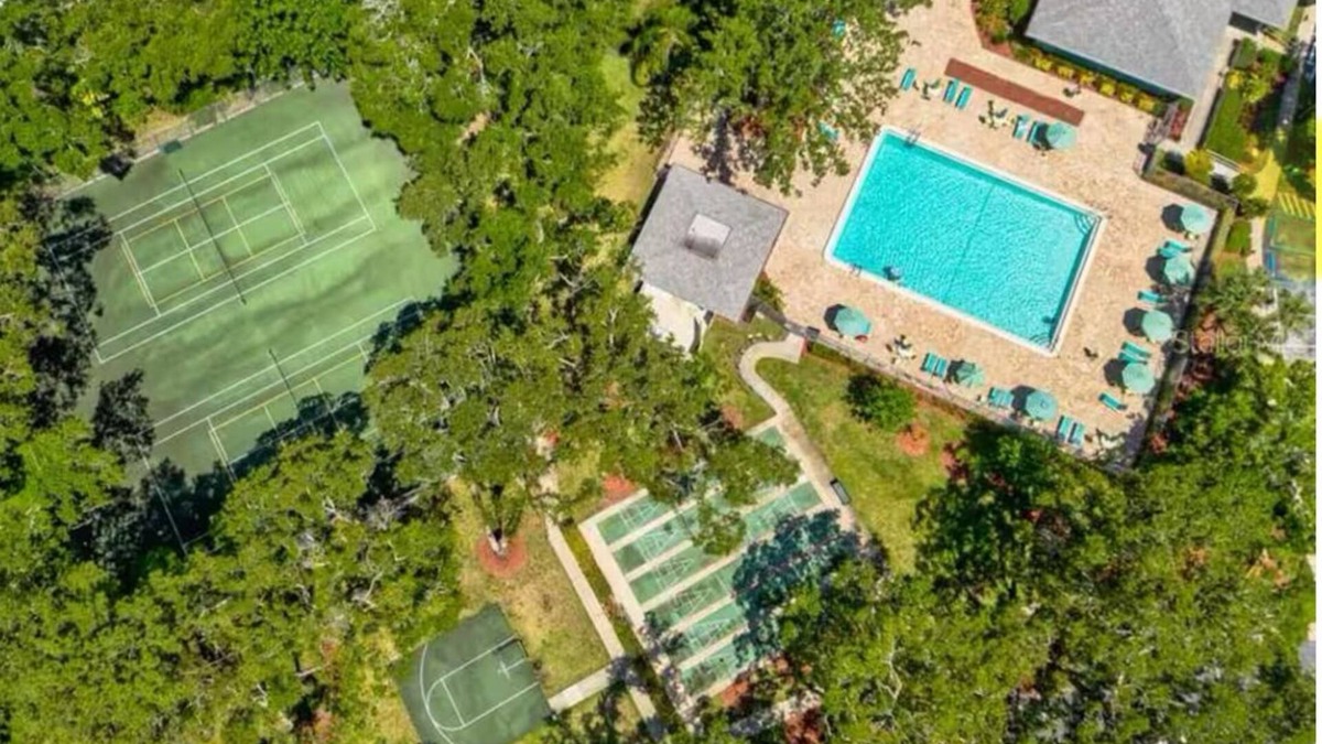 Fox Chase Condo | Clean, Cozy & Costal, 10 Min to Beach, Pool, Sauna