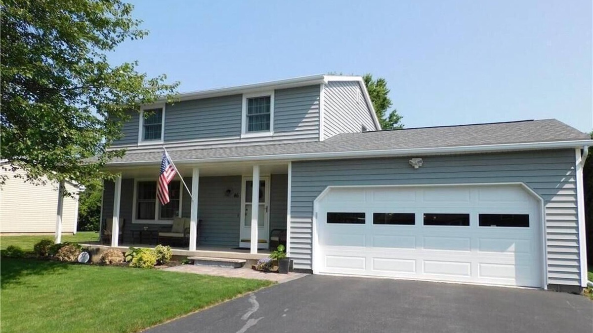 Brockport House | Clean, modern, updated 3 bedroom whole house in Brockport NY near the Erie Canal