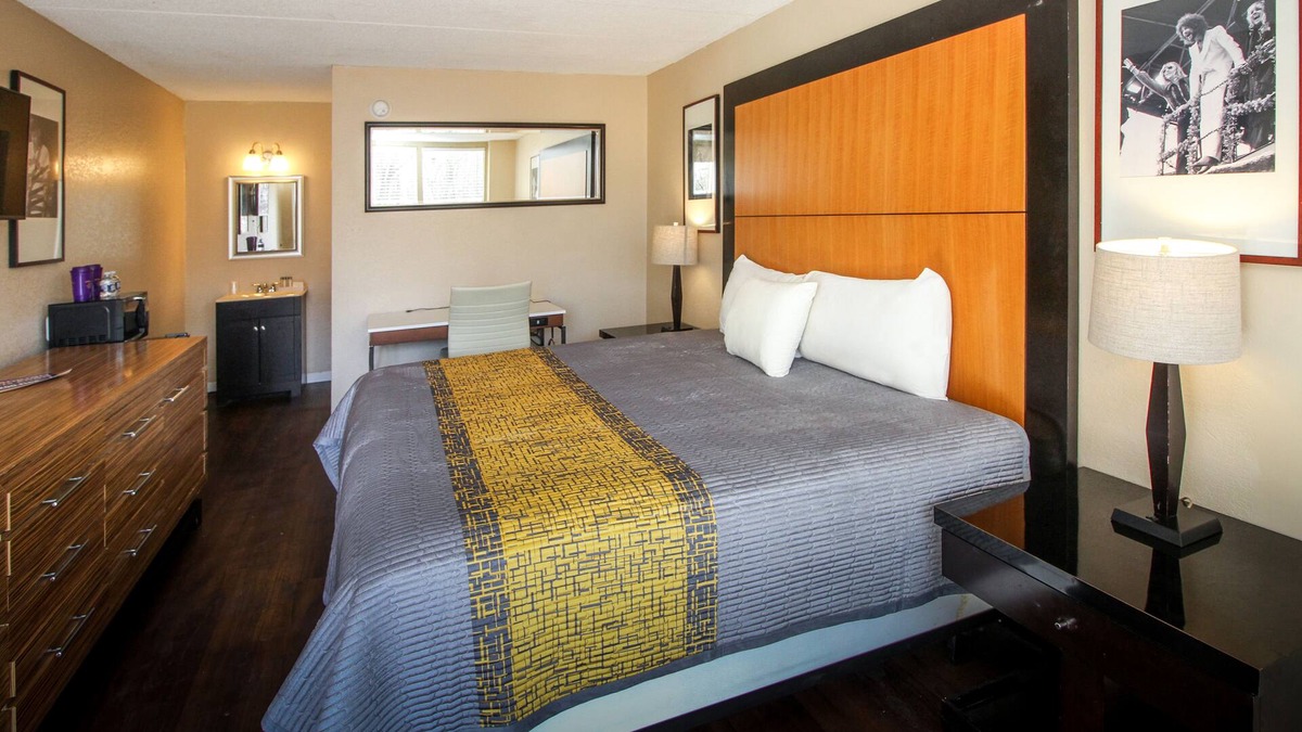 Winchester House | Clean, neat, peace and quiet