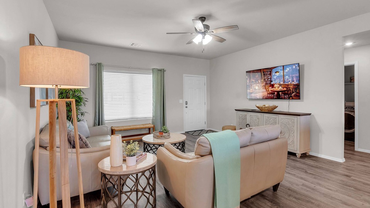 Bixby House | Clean, new, Family Friendly, safe, beautifully decorated, comfortable ๐of Bixby