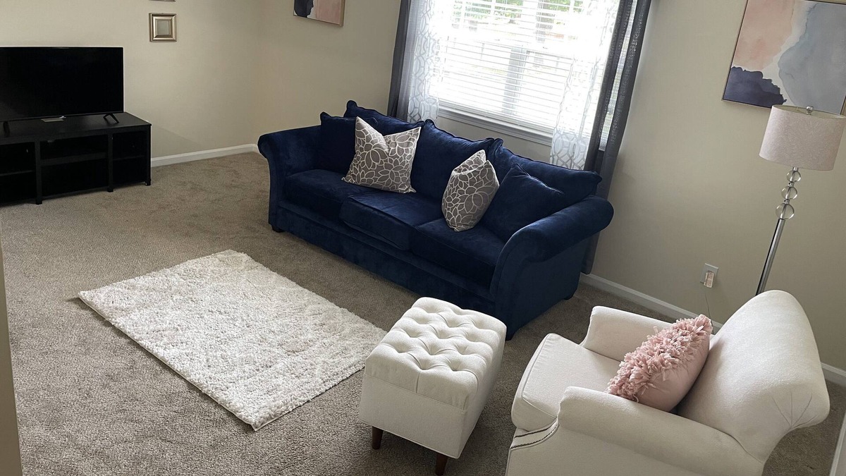 East Raleigh Apartment | CLEAN NICE AND COZY GETAWAY!!
