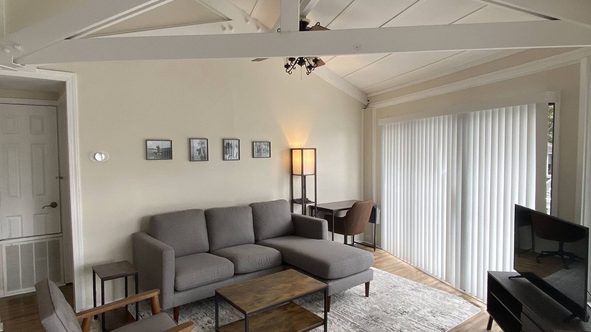 Pinehurst House | Clean Pinehurst Treehouse Social dist Hideout