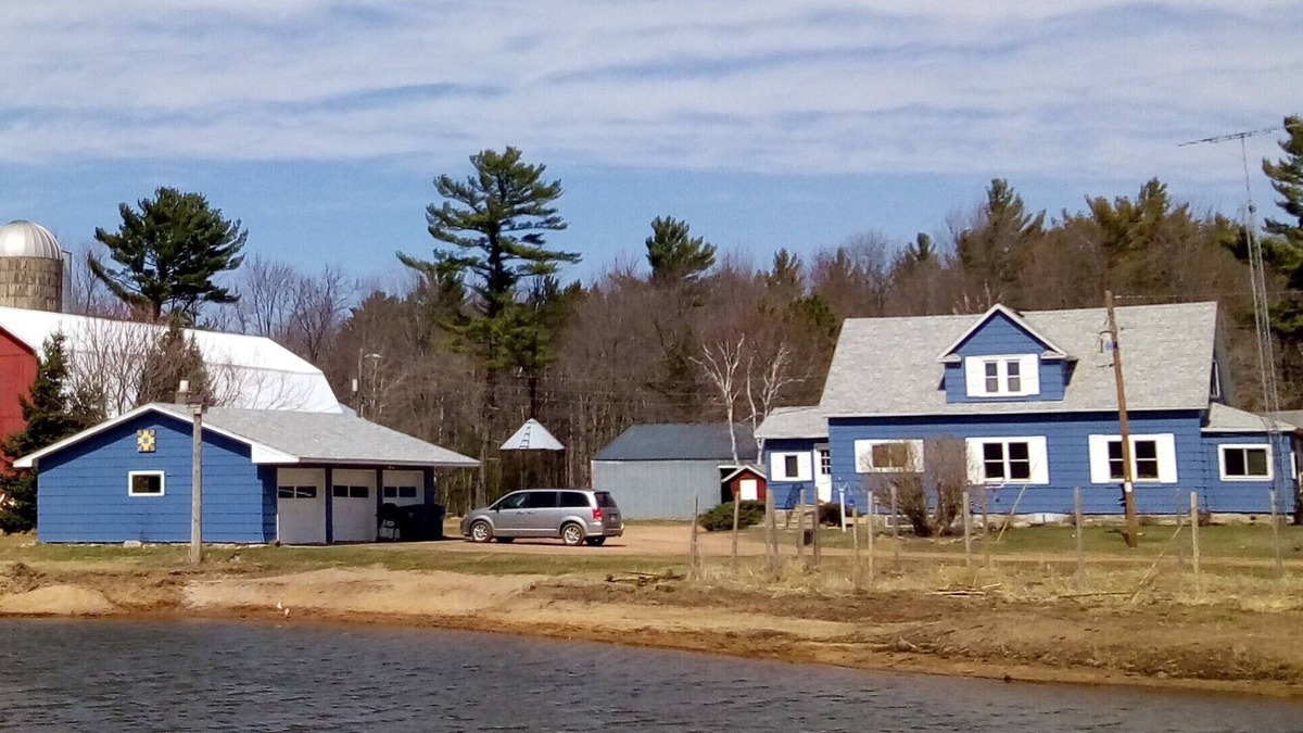Mosinee Other | Clean, renovated country home near Lake DuBay, Stevens Point/Wausau