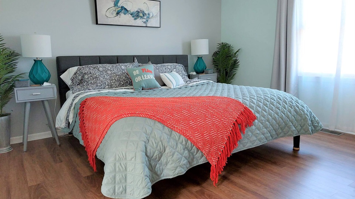 Whittaker Apartment | Clean & Serene Guest Suite/Apt 7 miles to downtown and stadium