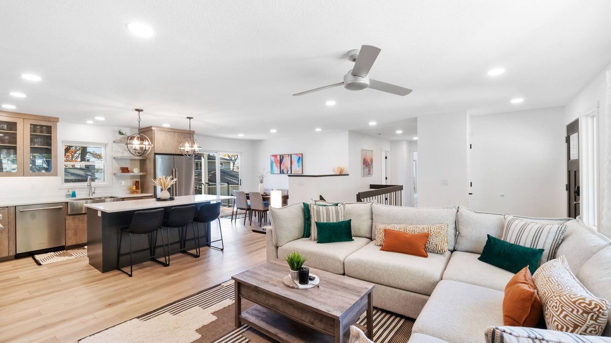 Clear Lake House | Clear Lake Escape
