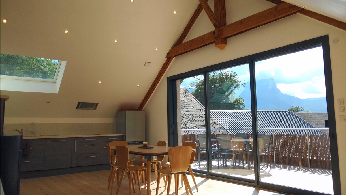 Sainte-Helene-du-Lac House | Clear, spacious and cozy cottage with views of the Chartreuse Massif