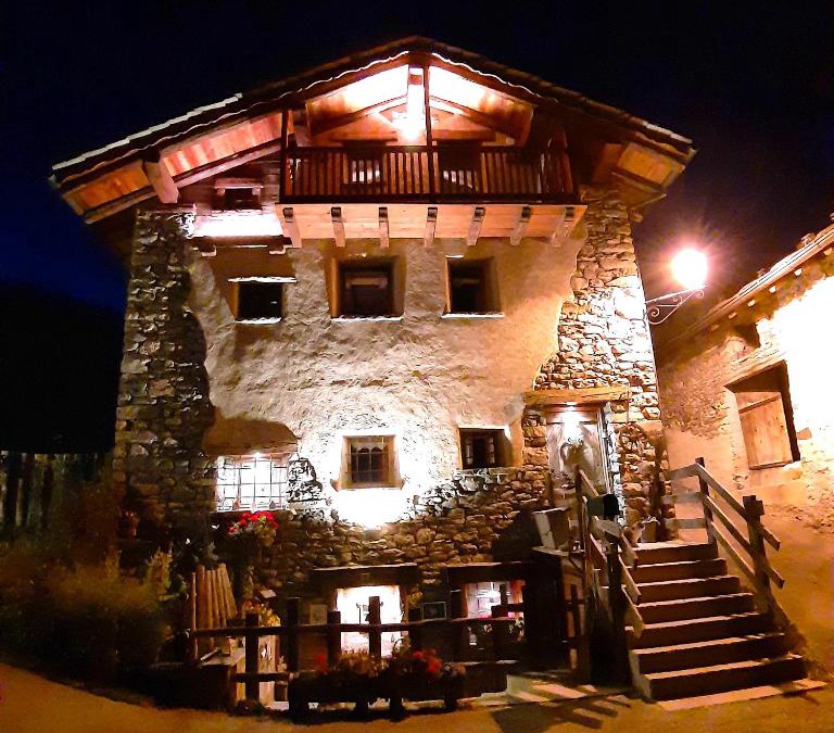 Gignod Apartment | CleMaison Antica Dimora Apartments CIR VDA GIGNOD 0013