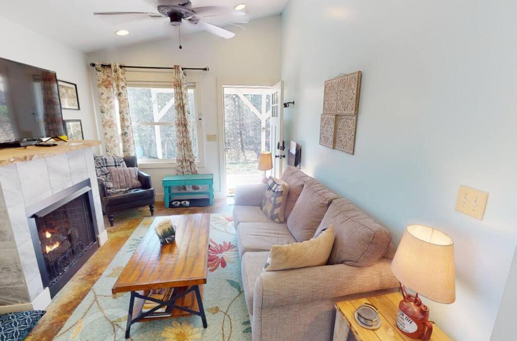 Blowing Rock House | Clementine Cottage at Doe Creek