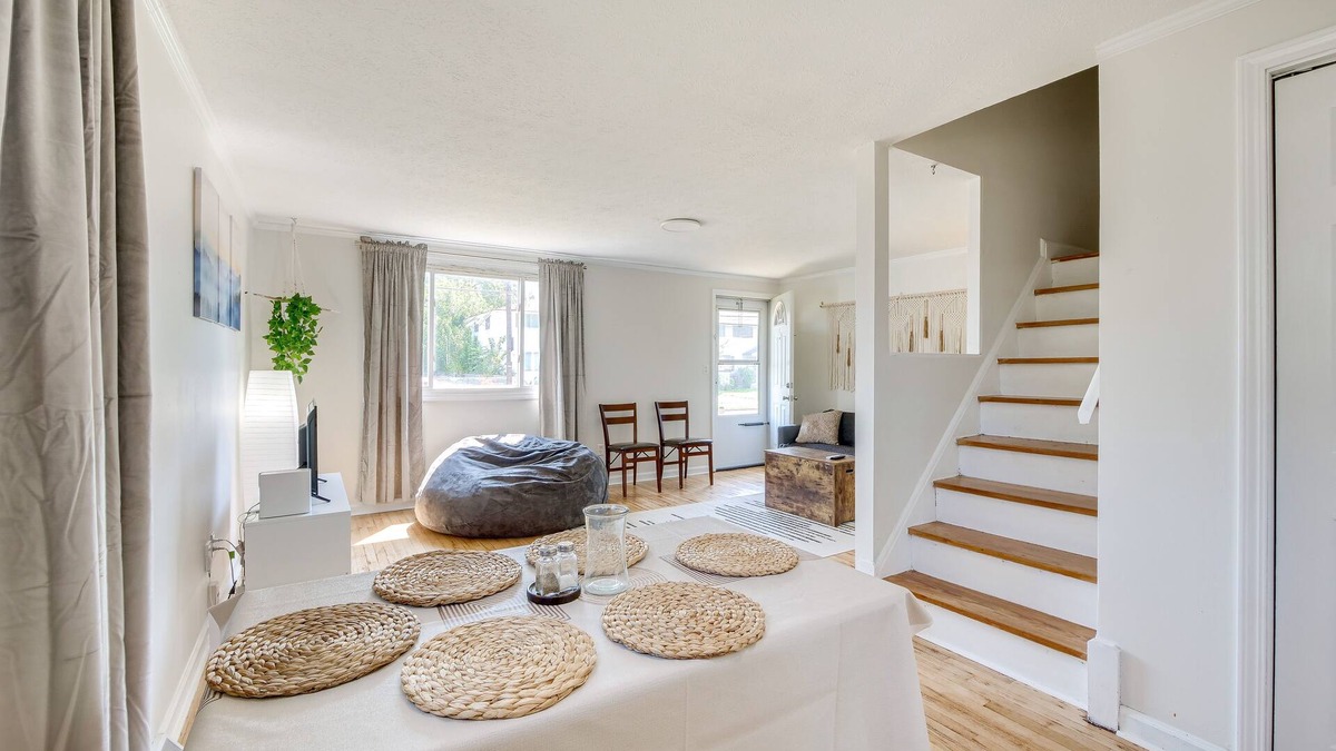 Cleveland Cottage | Cleveland Vacation Rental: Minutes to Downtown!