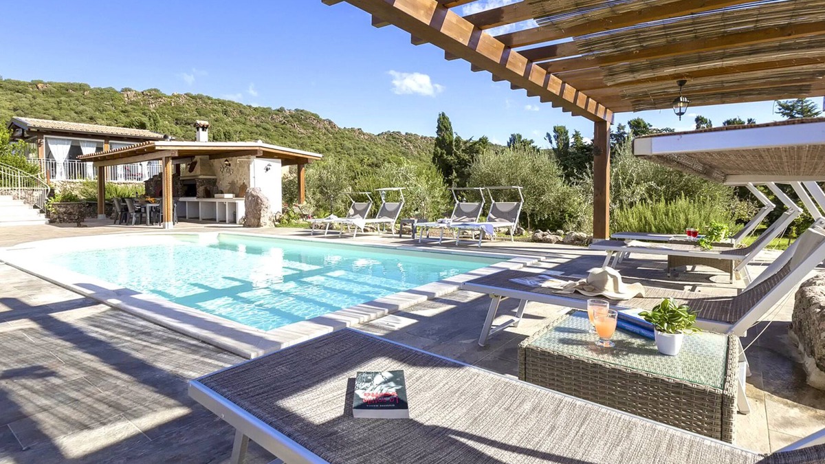 Alghero Villa | ClickSardegna Alghero Villa Flaminia, with independent swimming pool, SPA & Gym