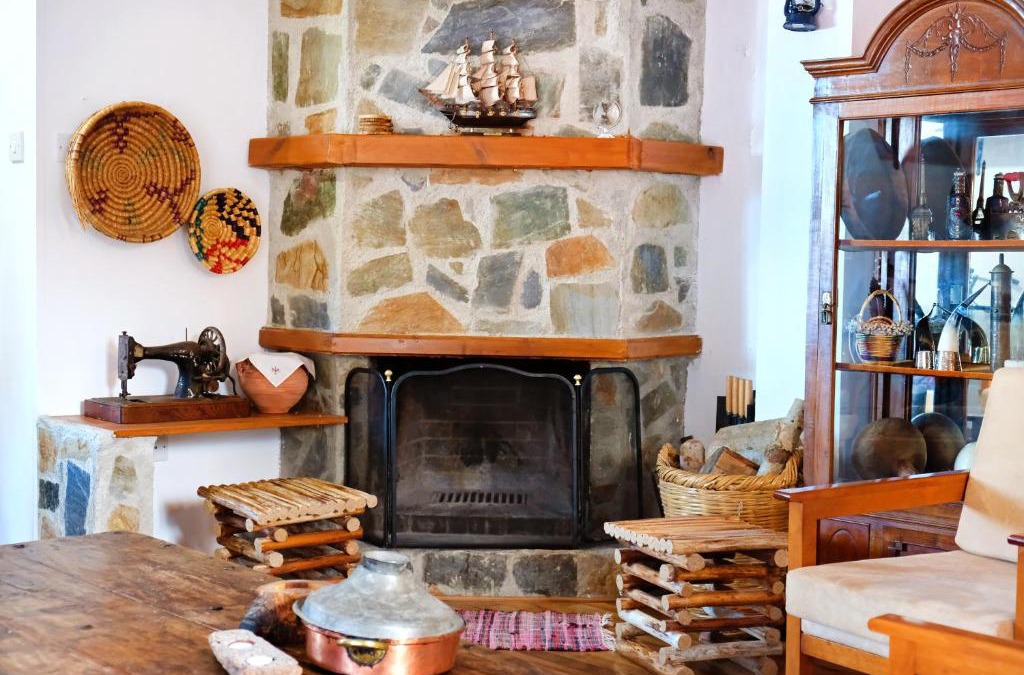 Moutoullas House | Cliff House