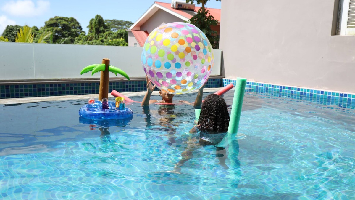 La Misere Villa | Cliffhanger Private Day Villas 7AM–7PM Stay Only – No Overnight