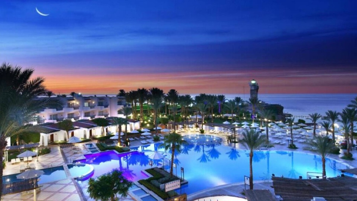 El Hadaba Hotel | Cliffside Retreat | 4 Family-friendly Rooms w/Pools, Snorkeling & Beach Access