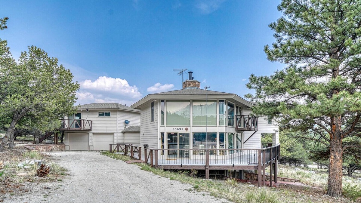 Nathrop House | Cliffside- Stunning Views- Minutes to Mt. Princeton Hot Springs