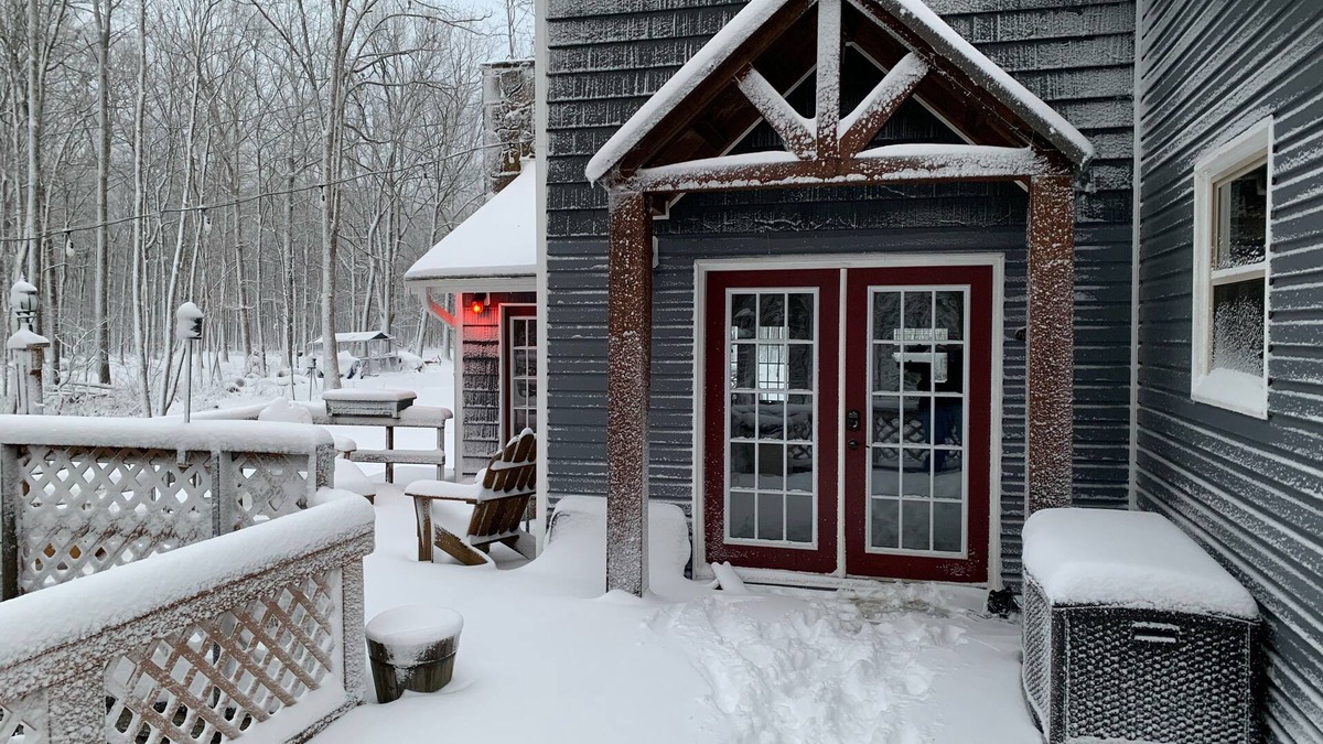 Clifftops Cabin | Clifftops cabin with access to lake, bluff views, Sewanee