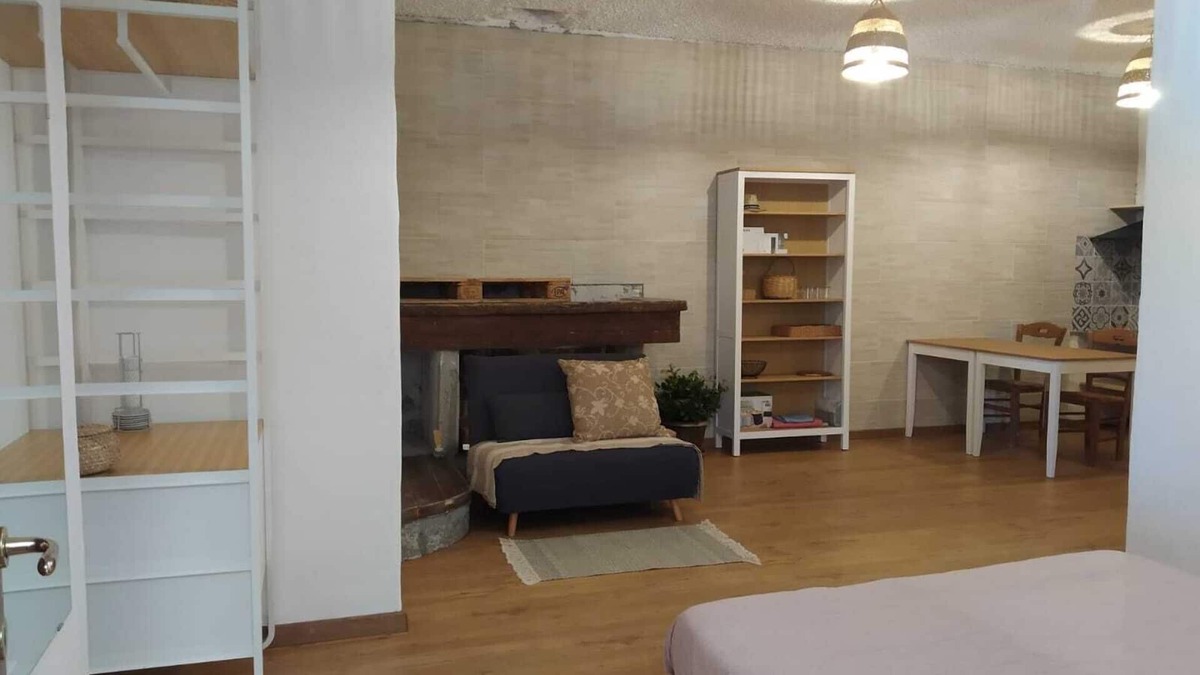Ulassai House | Climbers Studio Flat with climbing wall