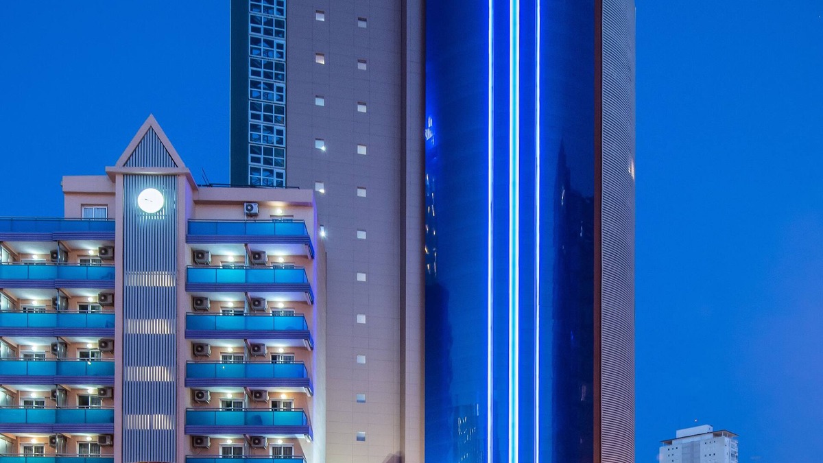 Benidorm Centro Hotel | Climia Benidorm Plaza 4* Hotel