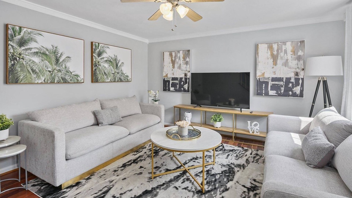 Countryside House | ClintonHills: Work-Friendly, Private Patio, Near DC