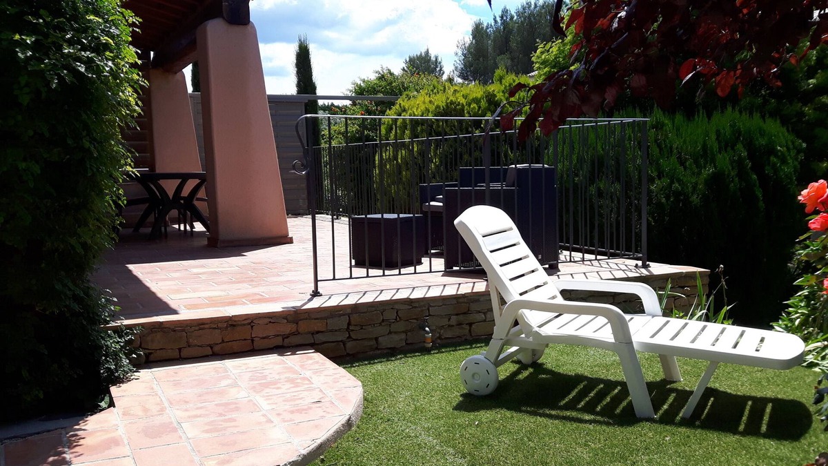 Ollioules House | CLOS DE JOCE. Charming house between Sanary and Ollioules