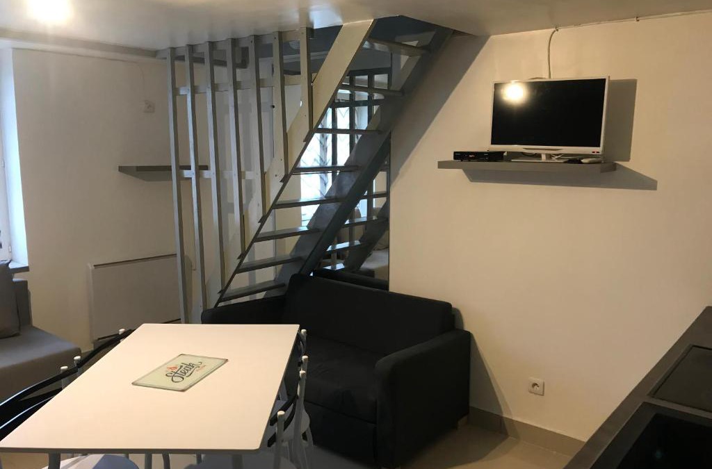 Villiers-Saint-Frederic Apartment | Clos de la fontaine C