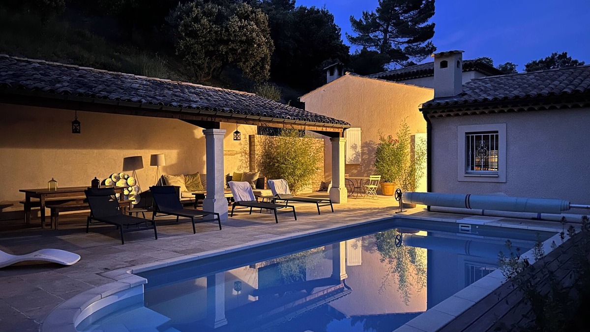 Villeneuve Bed & Breakfast | Clos des Cassis
