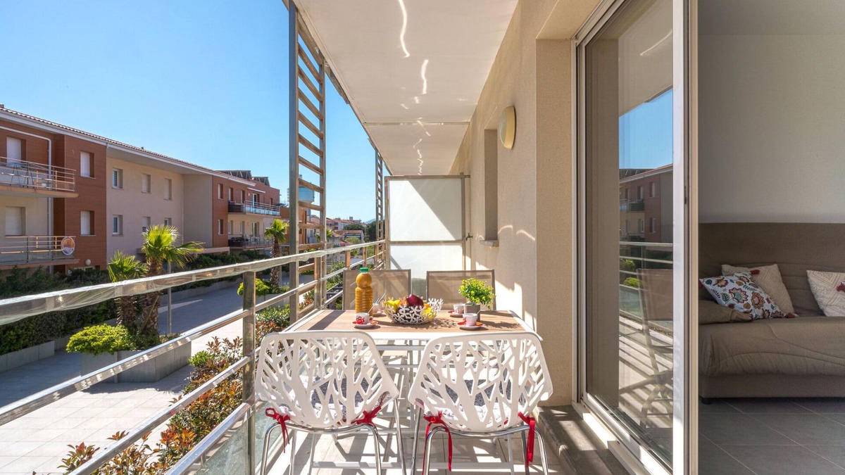 La Jetee Apartment | Clos Isabelle by Interhome