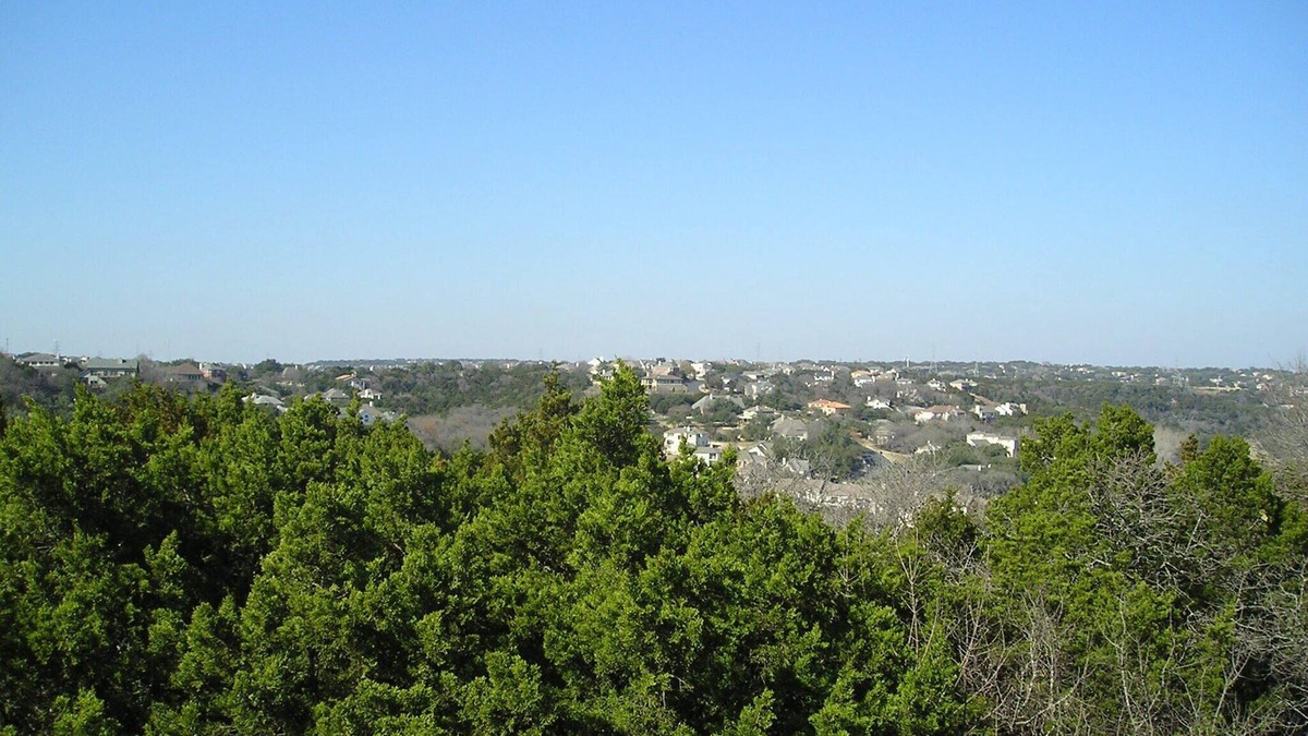 McNeil House | Close in, Hill Country Views Close to Arboretum and Domain