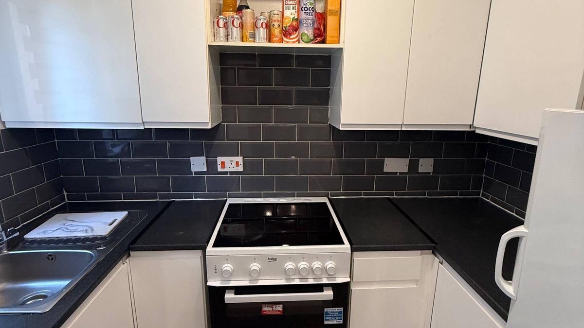 Thamesmead East House | Close London City Airport- Petok - Free Parking