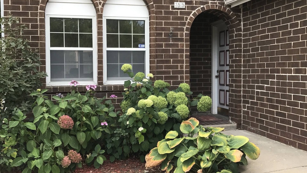 Greenfield House | Close to airport and downtown Milwaukee!
