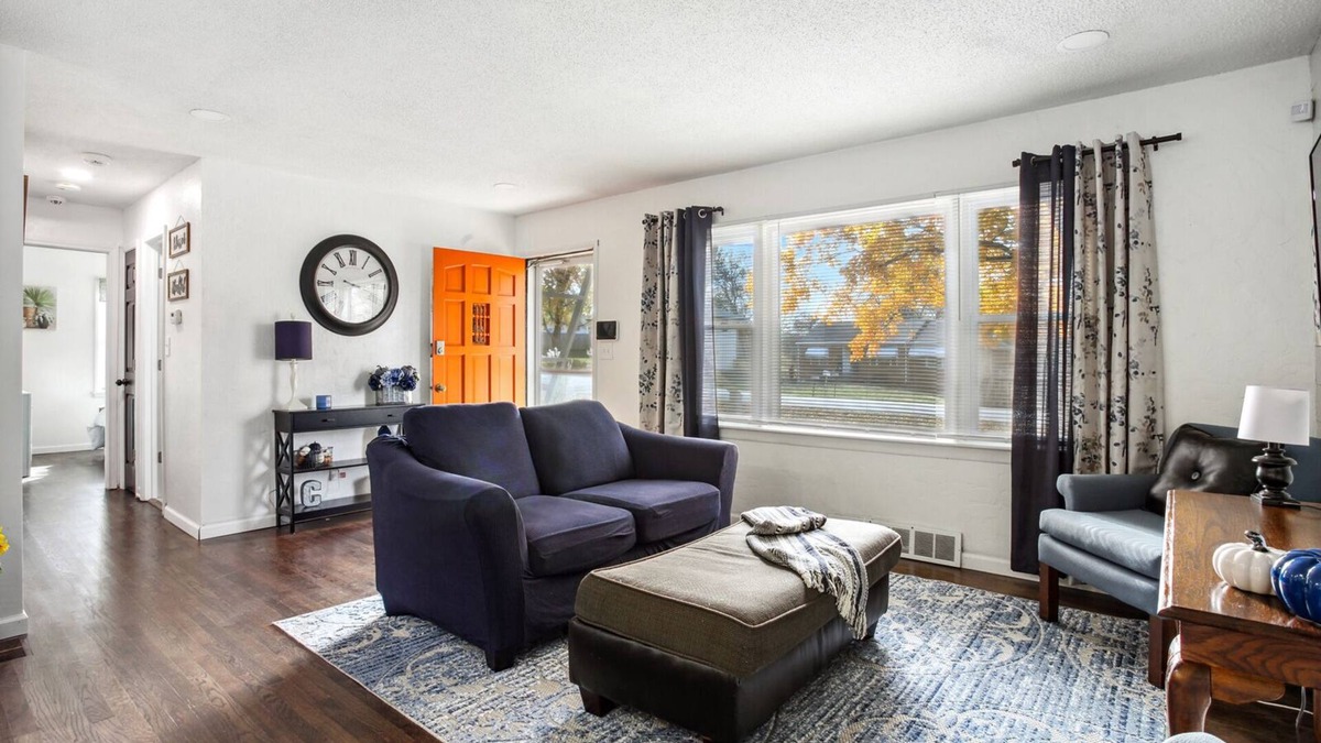 Waldron House | Close to all things KC