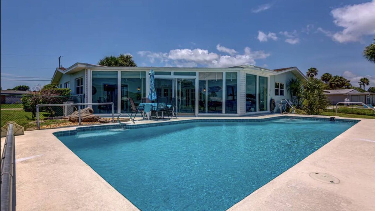 Cocoa Isles House | Close To Beach Pet Friendly Waterfront Pool Home