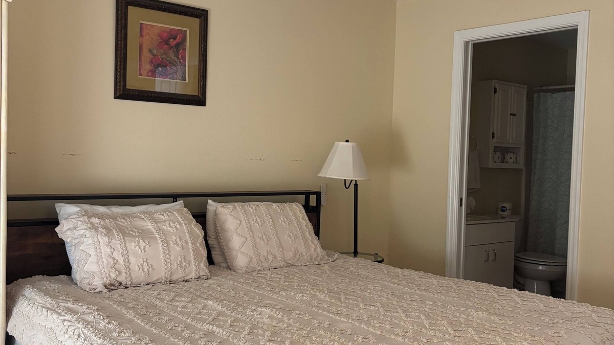 Park East Villa | Close to Beaches, Downtown, everything Sarasota