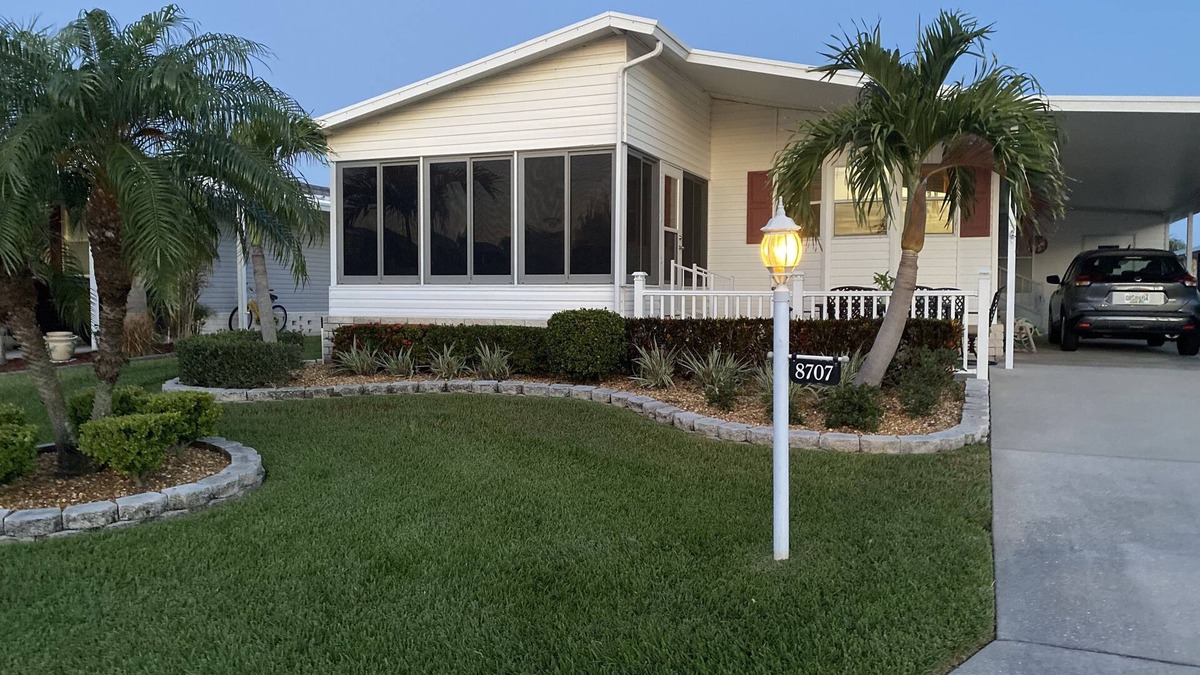 Palmetto House | Close to beaches, restaurants and museums. Well appointed home. December/March
