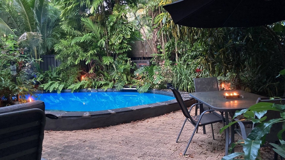 Ludmilla House | Close to City, Racetrack, Sailing Club.