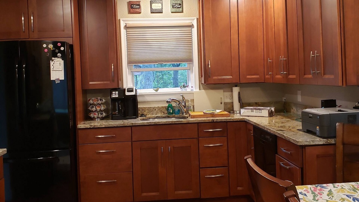 Baseline Sub House | Close to CU Campus, Walking Distance to Shopping, Restaurants & Pearl Street