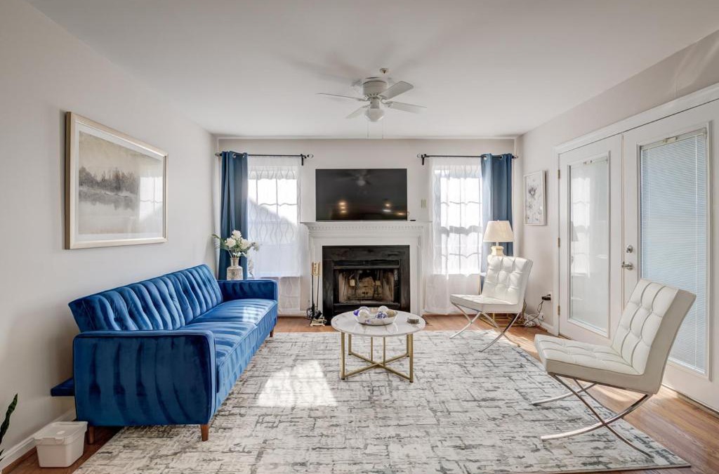 Hillcrest Heights Villa | Close to DC Excellent location.